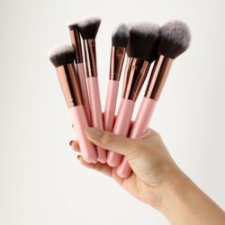 Makeup Brushes & Tools